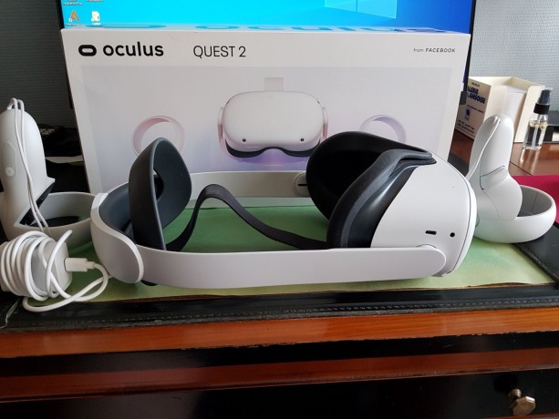 casque-de-realite-virtuelle-oculus-quest-2-big-0