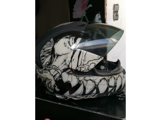 Casque moto edition spécial + casque black ouvrable avec visière solaire