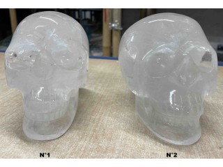 Gros crânes en Cristal de roche naturel - H: 13 cm